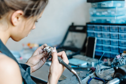 The Art of Jewelry Making: From Raw Materials to Sparkling Creations